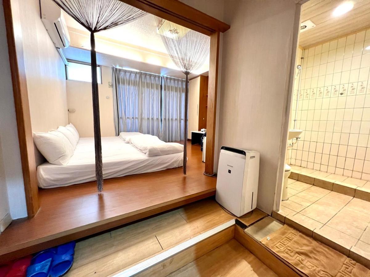 Apartamento Long House Taichung Exterior foto